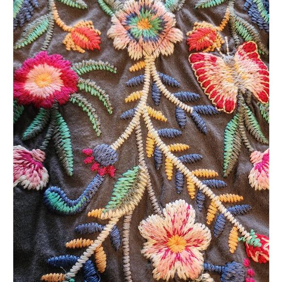 Johnny Was Embroidered Floral Boho Top V-Neck Lace Up Long Sleeve Size S - Picture 8 of 8